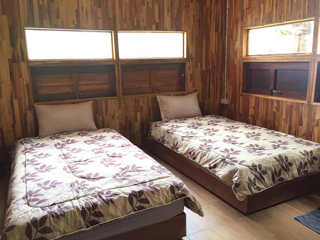 Saduemuenghomestay Phrae Exterior photo